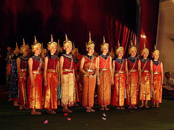 10 Rekomendasi Sanggar Tari Terbaik yang Ada di…